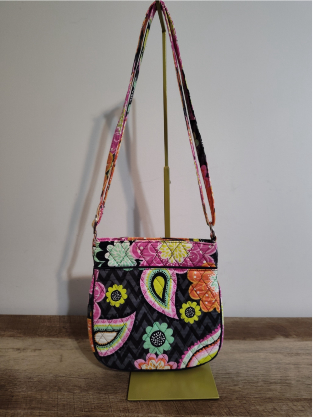 Vera Bradley Crossbody Bag and Matching Coin Purse Black Orange Floral Paisley - Picture 4 of 8